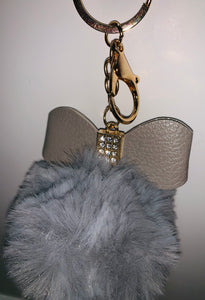 BOW POMPOM KEYCHAIN