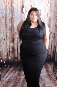 BLACK SLEEVELESS MAXI DRESS