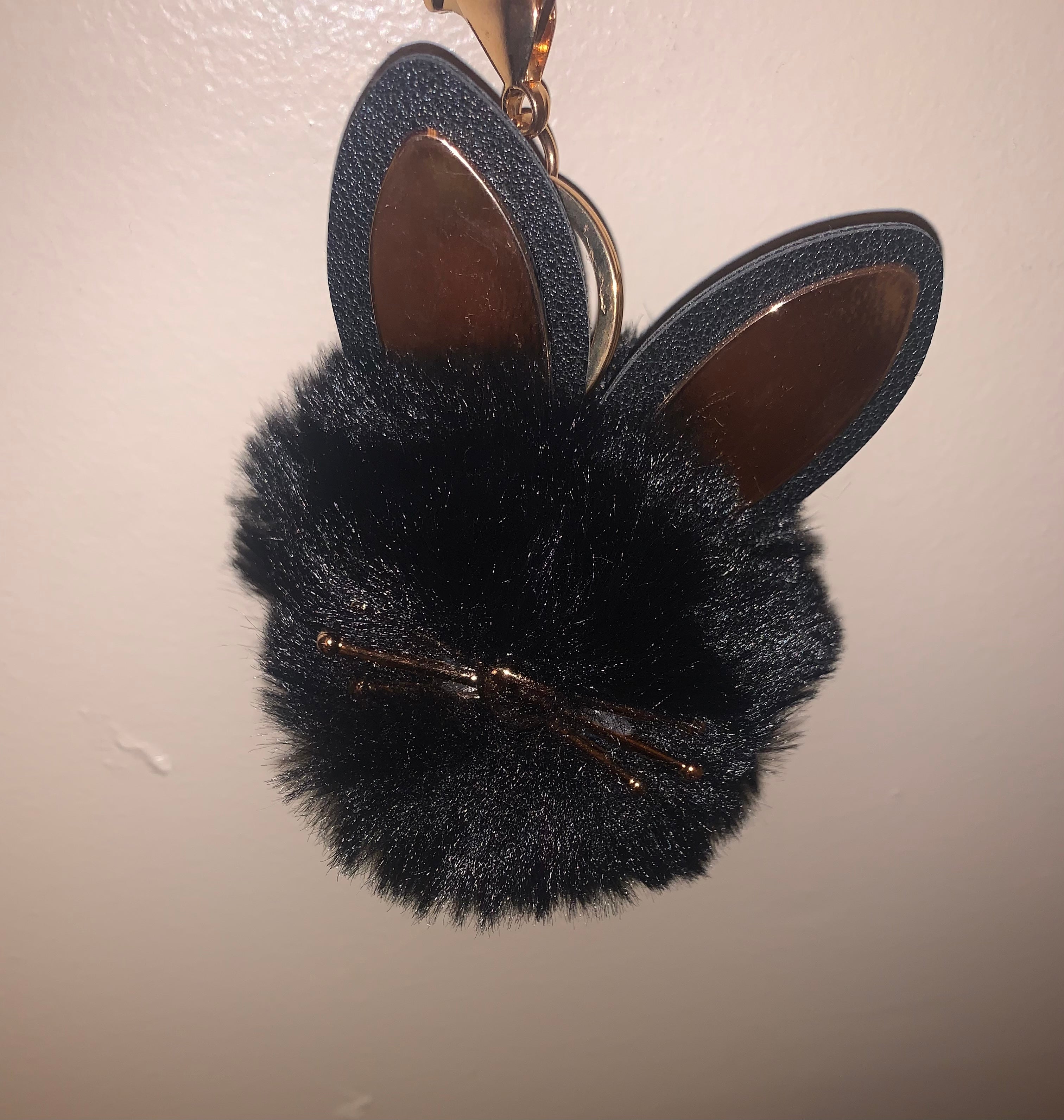 KITTEN POMPOM KEYCHAIN