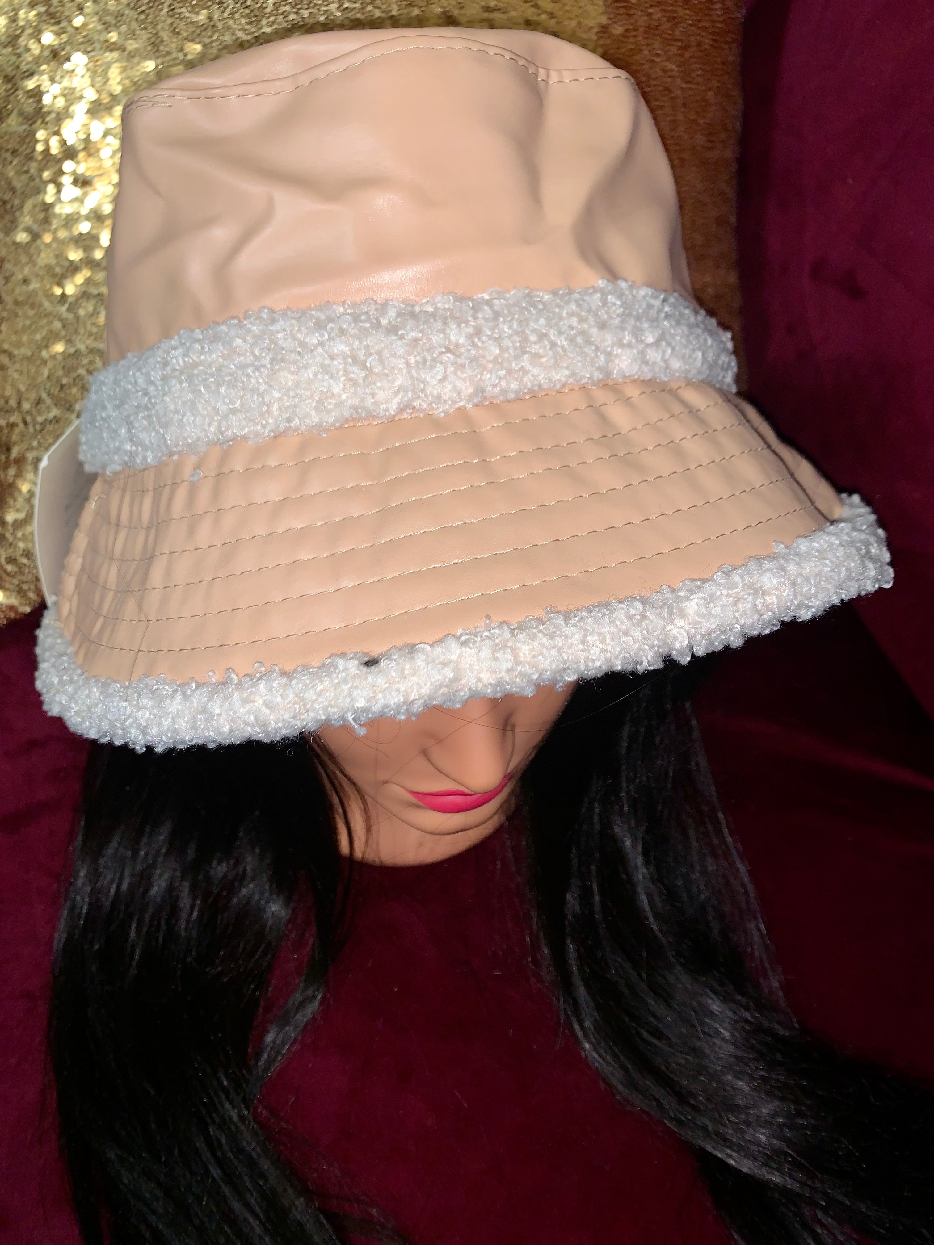 KHAKI FUZZY FLEECE BUCKET LEATHER HAT