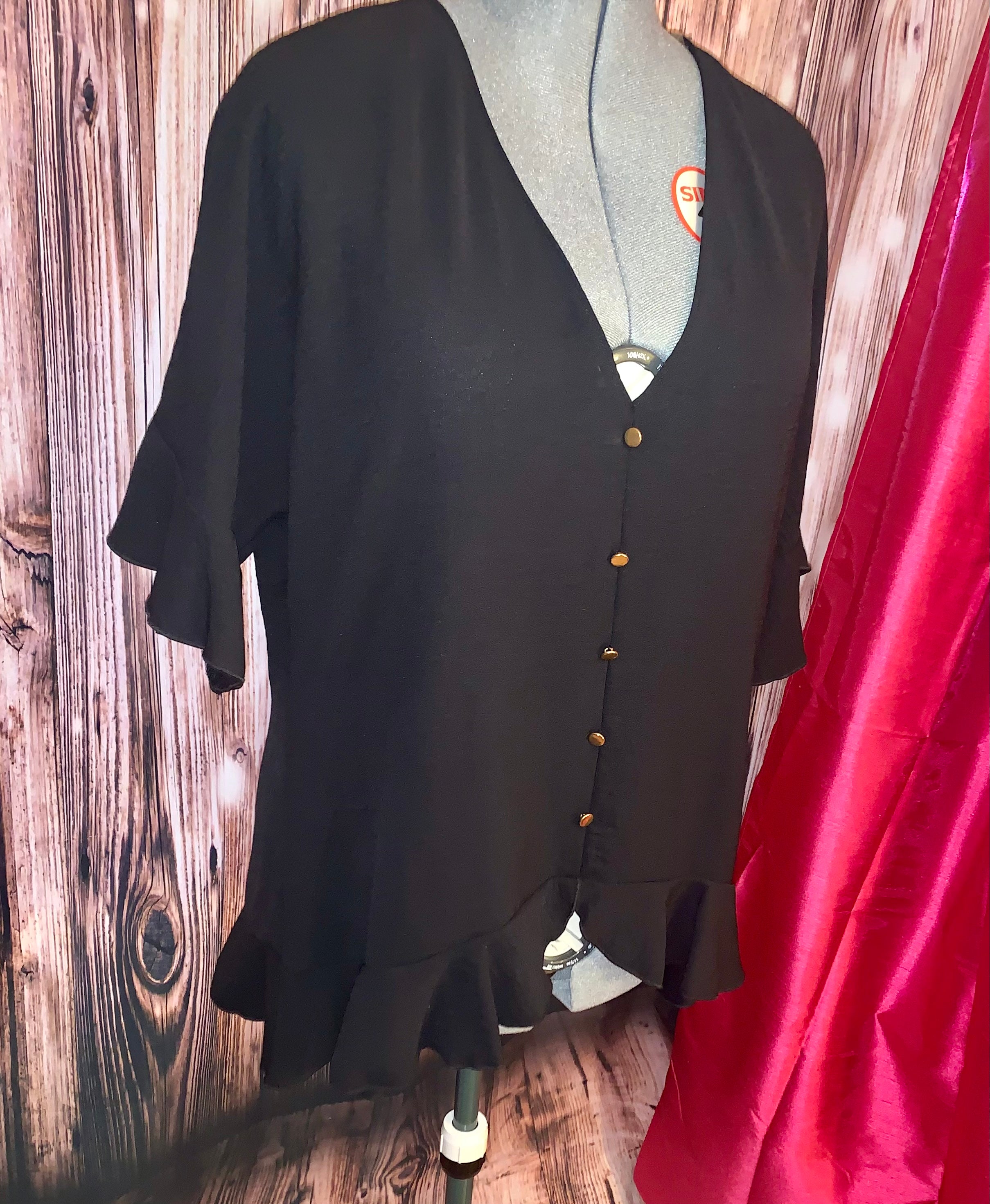 BLACK 3/4 SLEEVE TOP