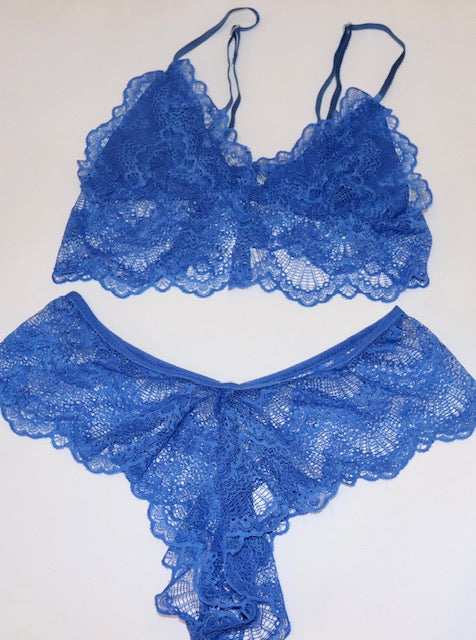 Lace Three-Point Set